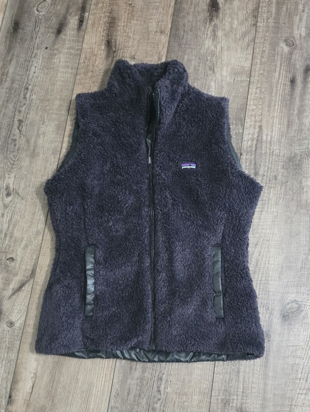 Patagonia Los Lobos Reversible Vest Women’s Purple